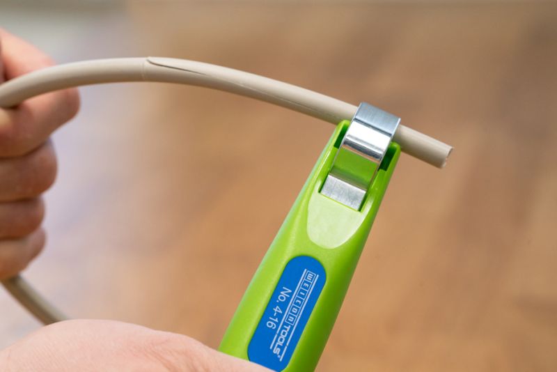 Cable Stripper No. 4 - 16 Green Line - Image 2